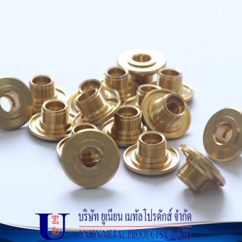 กลึงงานทองเหลือง